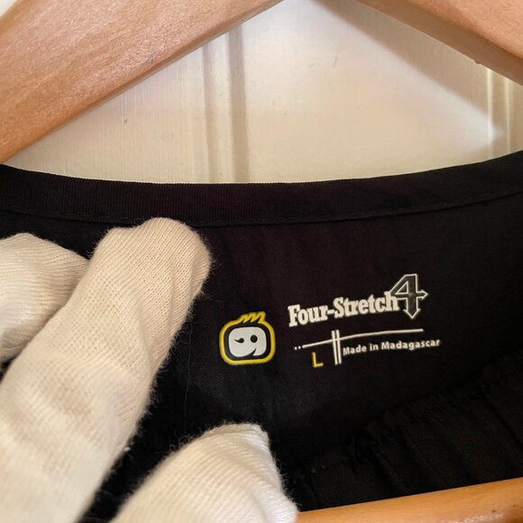 NEW Four Stretch 4 Black Polyester Scrubs Sz L Unisex - Picture 2 of 4